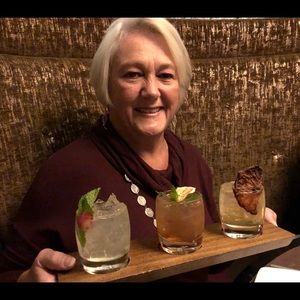 Meet your Posher, Deborah